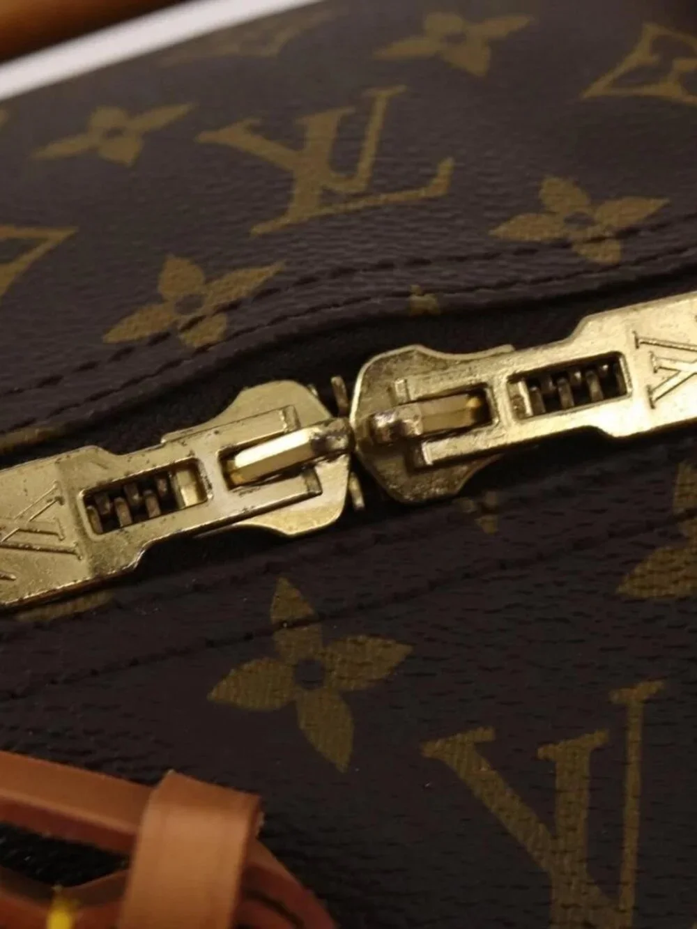 LOUIS VUITTON Monogram Keepall 60 Boston Bag M41422 LV Auth ep14883V